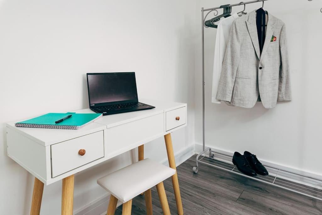 Park & Relax In 1Bd Central Liverpool Home מראה חיצוני תמונה